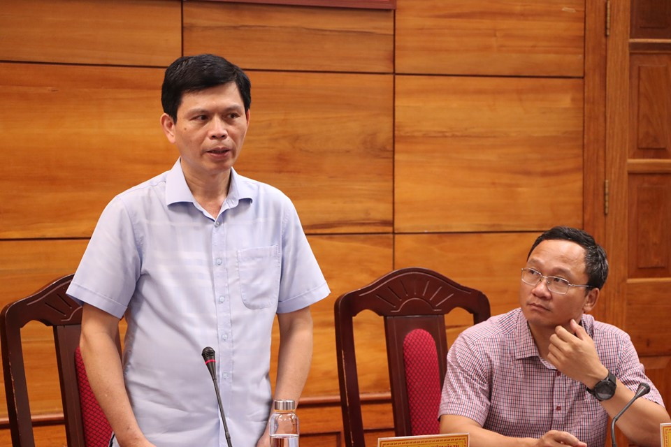 Cho lắp dải phân cách tại 'điểm đen' tai nạn làm 8 người chết ảnh 2