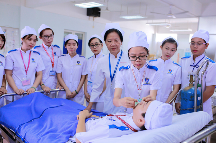 Học phí khối ngành Y - Dược bao nhiêu là hợp lý? ảnh 1