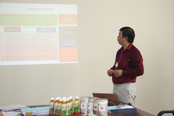 Trường đại học sản xuất nước giải khát chứa astaxanthin đầu tiên trên thế giới ảnh 1