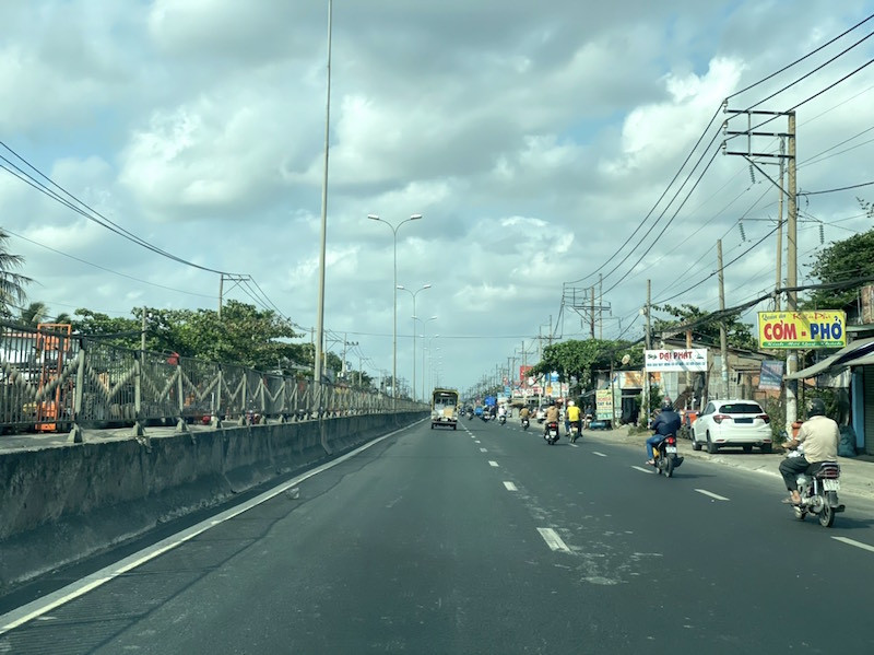 Cận cảnh chốt kiểm soát COVID-19 ở 7 cửa ngõ TPHCM ảnh 18