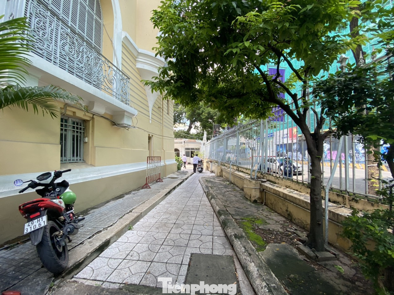 Bảo tàng Mỹ thuật TPHCM bị lún nứt do cao ốc khu tứ giác Bến Thành thi công ảnh 5