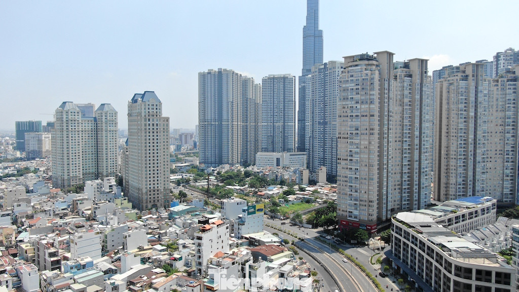 Tận thấy tuyến đường gánh cả 'rừng' chung cư ở TPHCM bị thanh tra quy hoạch ảnh 9