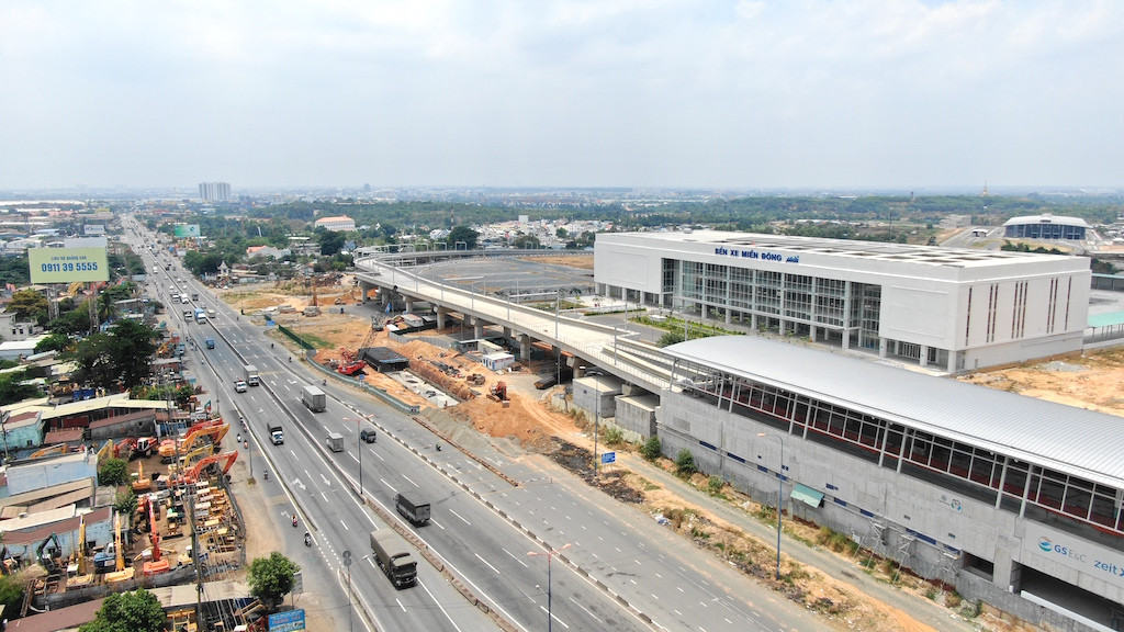 Bến xe Miền Đông mới vẫn tiếp tục trễ hẹn ảnh 17