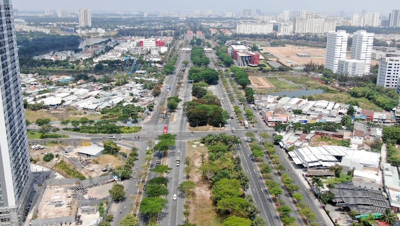 Ken đặc chung cư trên con đường ngoại ô Sài Gòn nhìn từ trên cao ảnh 20