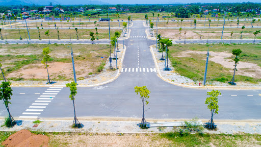Đất nền được dự báo vẫn tiếp tục là kênh lựa chọn đầu tư hàng đầu. Thị trường bất động sản 6 tháng cuối năm sẽ ra sao? ảnh 2