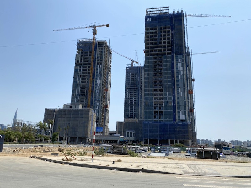 Sài Gòn đường phố vắng tanh, công trường vẫn tấp nập thi công ảnh 4