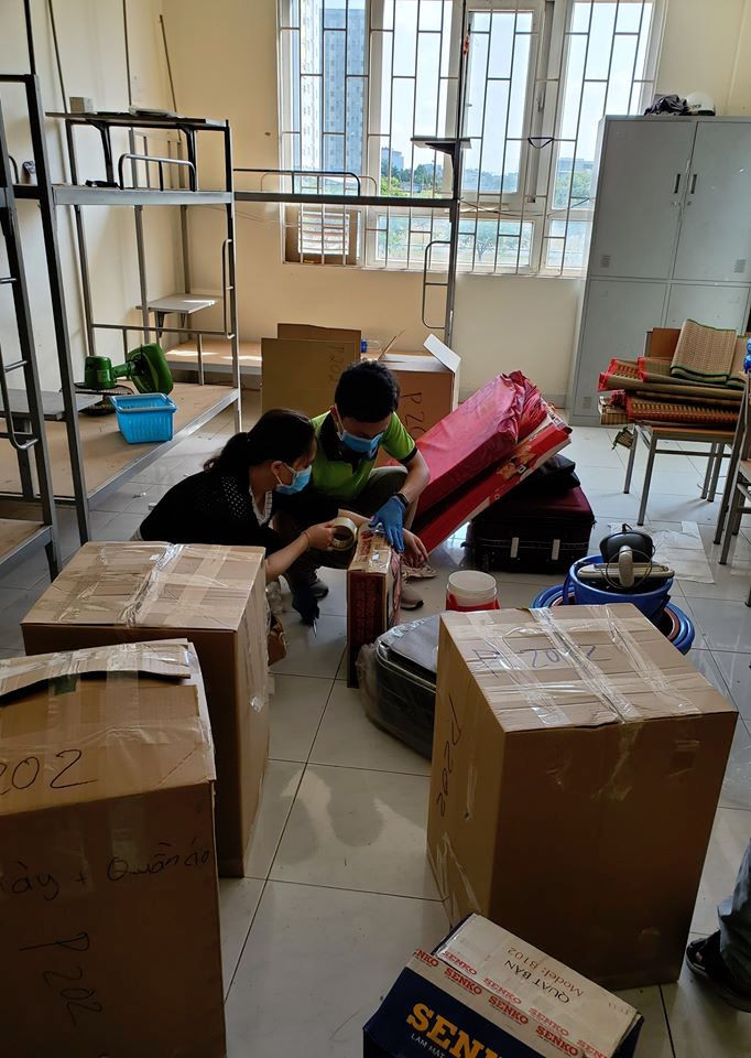 50.000 thùng carton đóng đồ cho sinh viên ký túc đón người cách ly Covid-19 ảnh 19