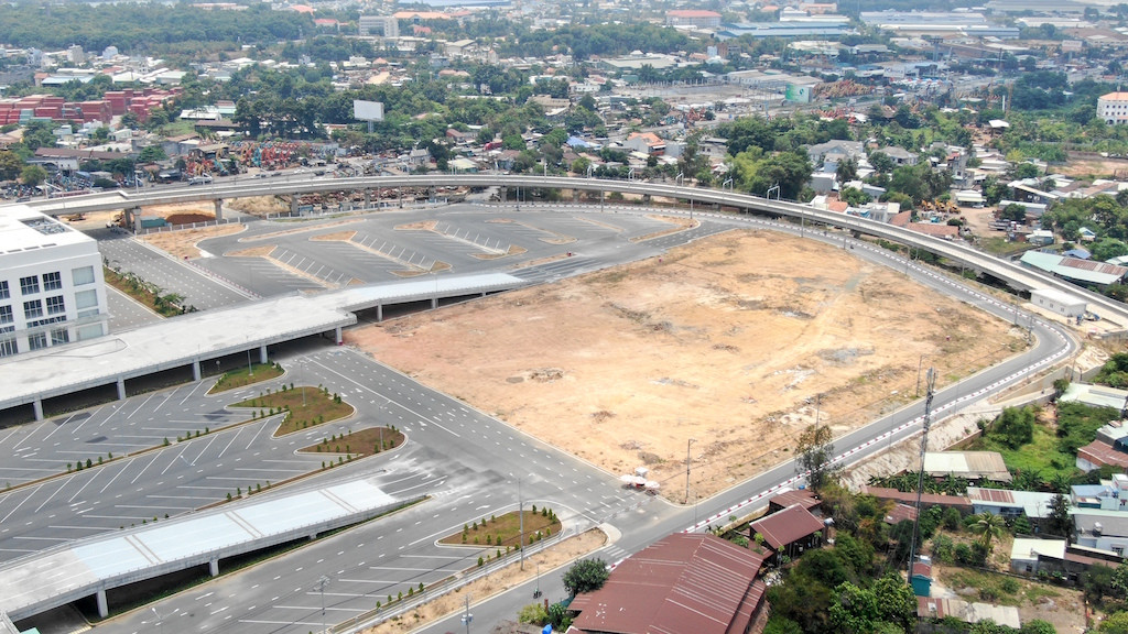 Bến xe Miền Đông mới vẫn tiếp tục trễ hẹn ảnh 9