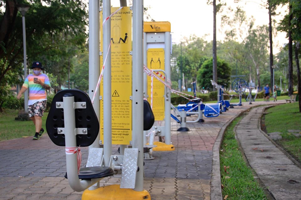 Công viên Sài Gòn đìu hiu giữa mùa dịch COVID-19 ảnh 8