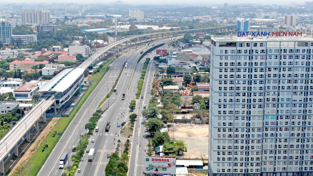 Tuyến metro đầu tiên của Sài Gòn đang thi công tới đâu? ảnh 29