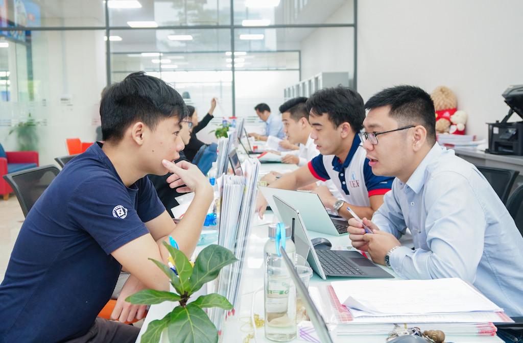 Trường ĐH Kinh tế Tài chính TP. HCM công bố điểm nhận hồ sơ theo kết quả thi tốt nghiệp ảnh 2