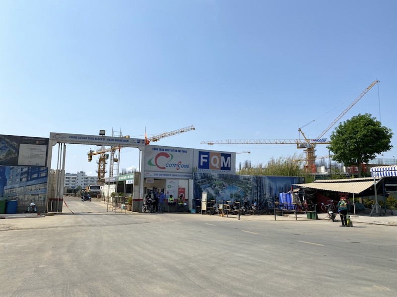 Sài Gòn đường phố vắng tanh, công trường vẫn tấp nập thi công ảnh 2