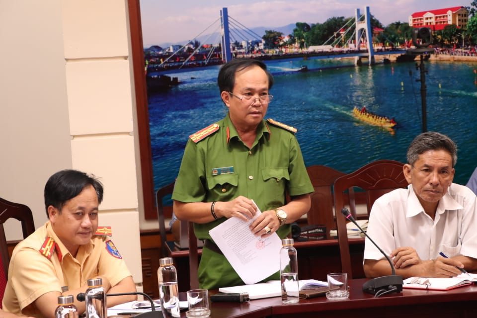 Thông tin bất ngờ về tài xế xe khách 'đấu đấu' xe tải khiến 8 người chết ảnh 1