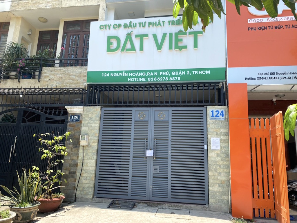 Hàng loạt sàn môi giới bất động sản đóng cửa vì dịch Covid-19 ảnh 4