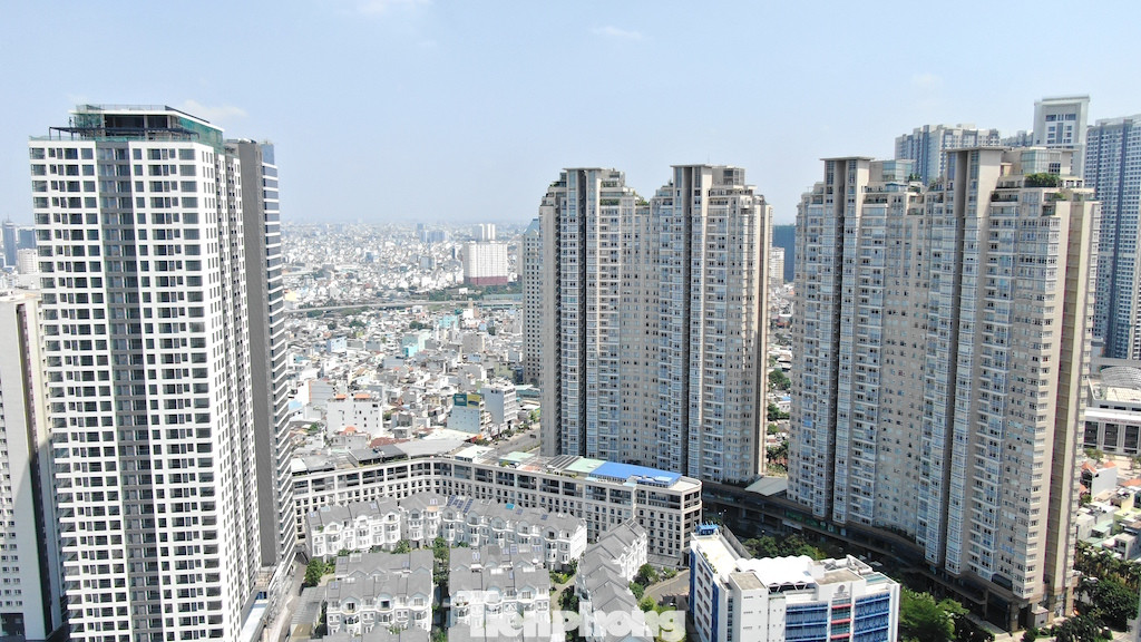 Tận thấy tuyến đường gánh cả 'rừng' chung cư ở TPHCM bị thanh tra quy hoạch ảnh 22