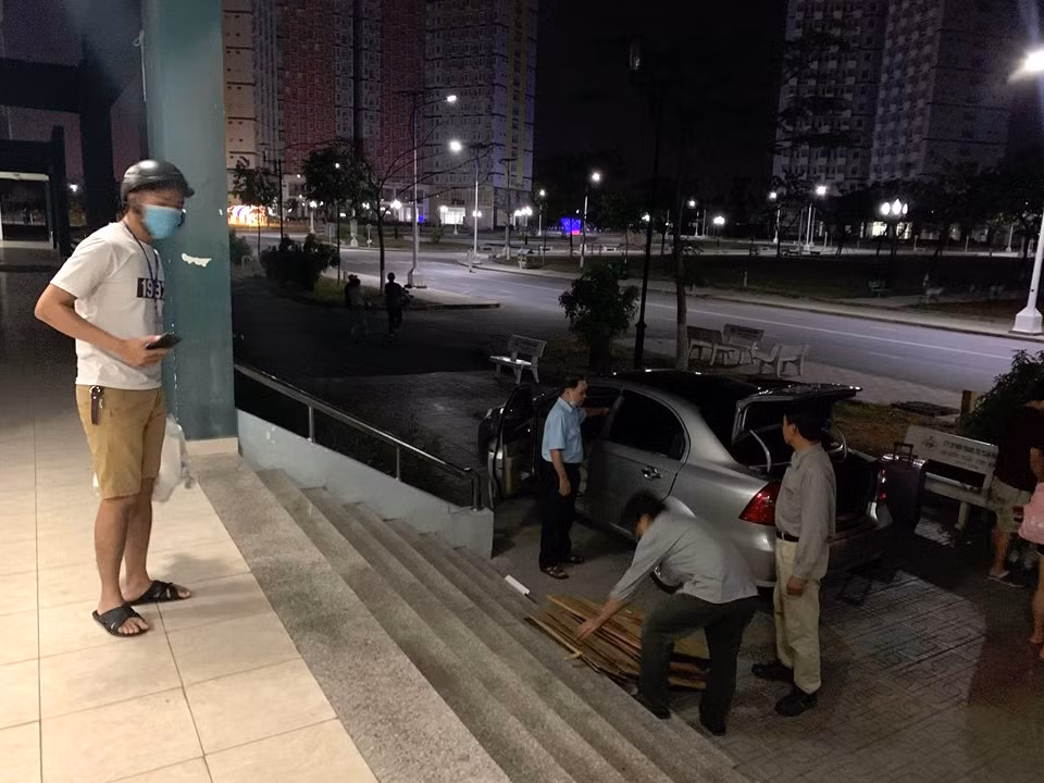 50.000 thùng carton đóng đồ cho sinh viên ký túc đón người cách ly Covid-19 ảnh 12