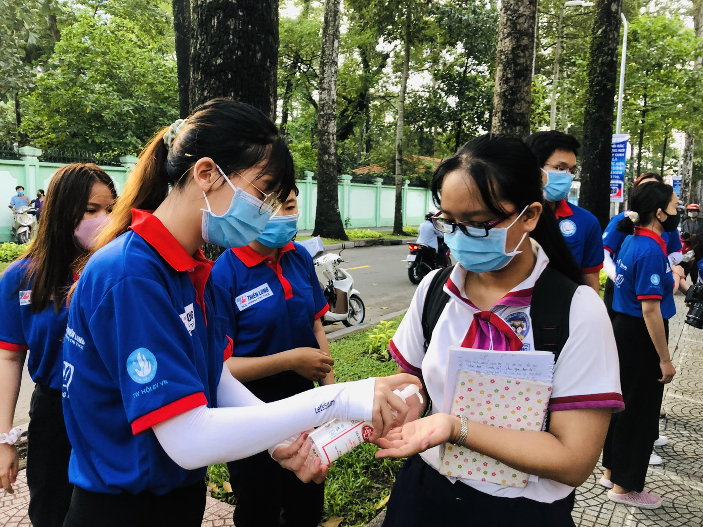 Trường đại học dành chỉ tiêu để đón thí sinh thi tốt nghiệp đợt 2 ảnh 1