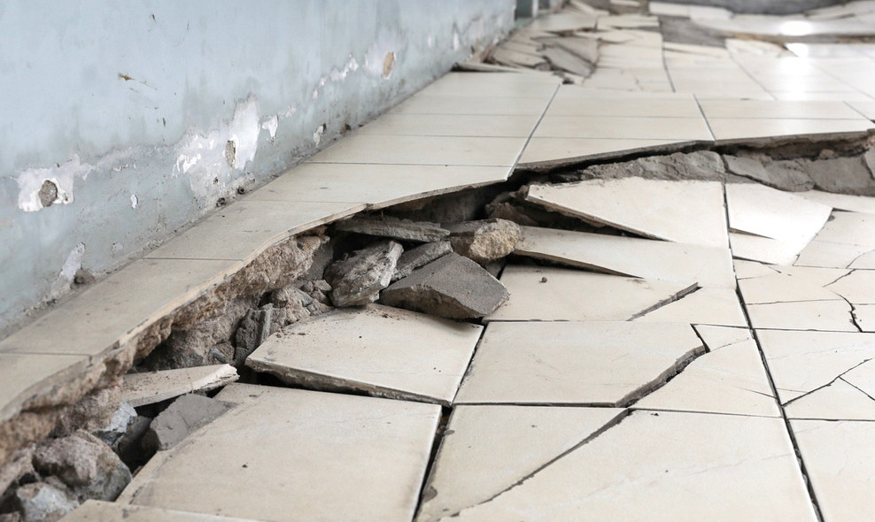 Chưa bàn giao, Bệnh viện Tâm thần TPHCM đã sụt lún như gặp động đất ảnh 15