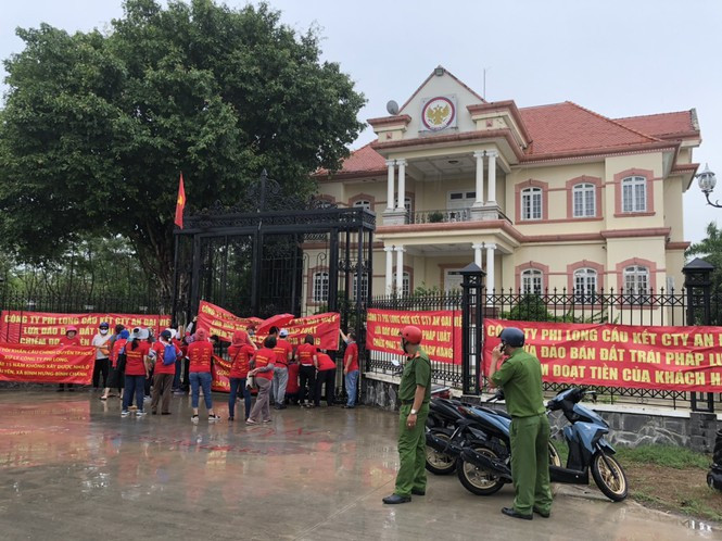 Khởi tố lừa bán đất nền ở các dự án vùng ven TP HCM ảnh 2