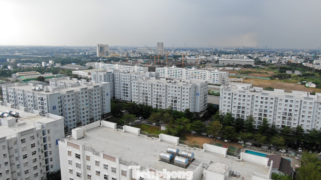 TPHCM: Chia thành hai để gỡ vướng 30.000 căn hộ 'treo' sổ hồng ảnh 1