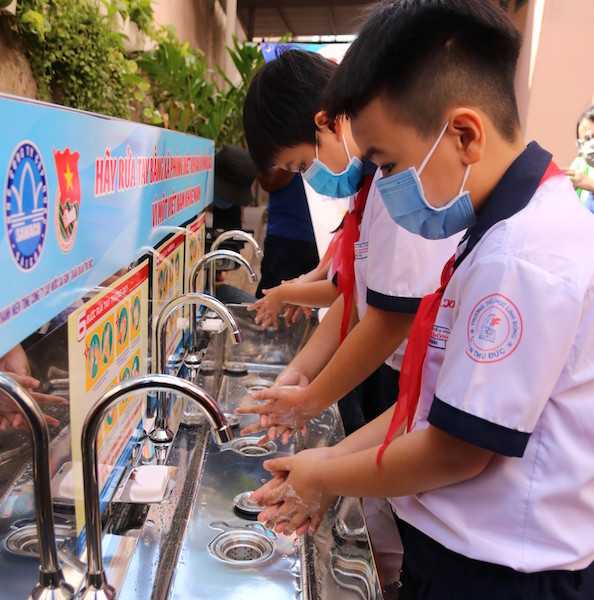 Sinh viên, y bác sĩ trẻ tình nguyện chống dịch Covid-19 ảnh 1