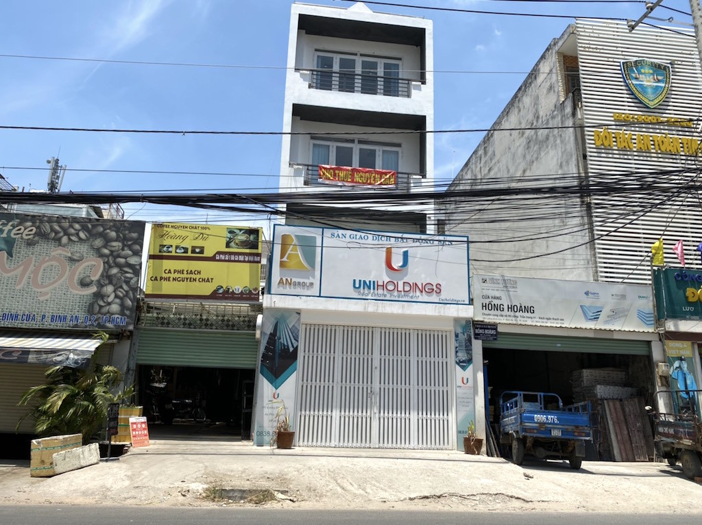 Hàng loạt sàn môi giới bất động sản đóng cửa vì dịch Covid-19 ảnh 2