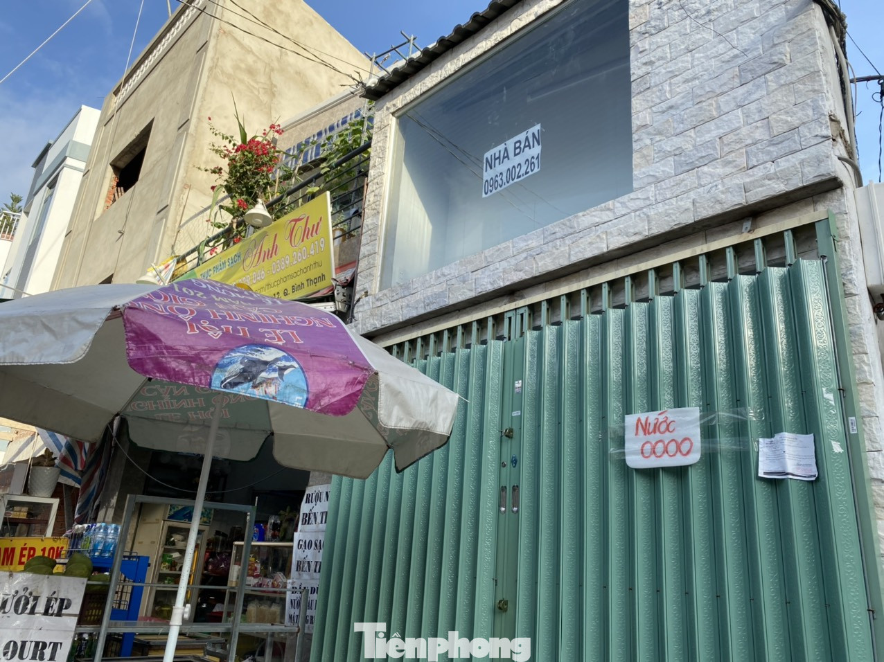 Loạt nhà siêu mỏng ở Sài Gòn vì 'nhường' đất mở rộng đường ảnh 20