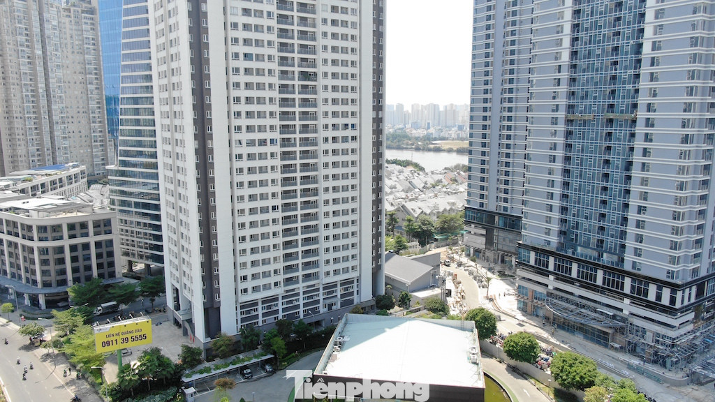 Tận thấy tuyến đường gánh cả 'rừng' chung cư ở TPHCM bị thanh tra quy hoạch ảnh 10