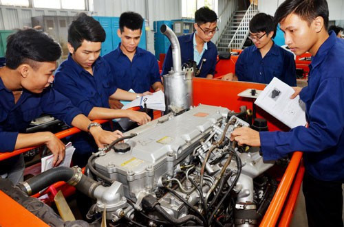 Trường đại học chuyên đào tạo về Kỹ thuật cũng mở ngành Luật, Truyền thông ảnh 1