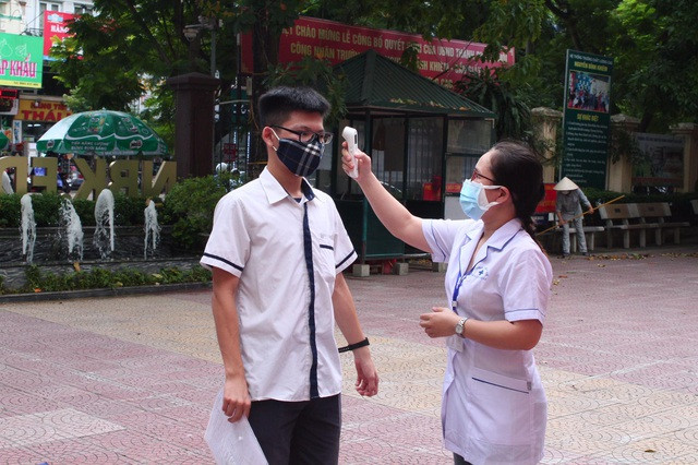 Chi tiết thời gian làm bài, lịch thi tốt nghiệp THPT 2020 ảnh 2