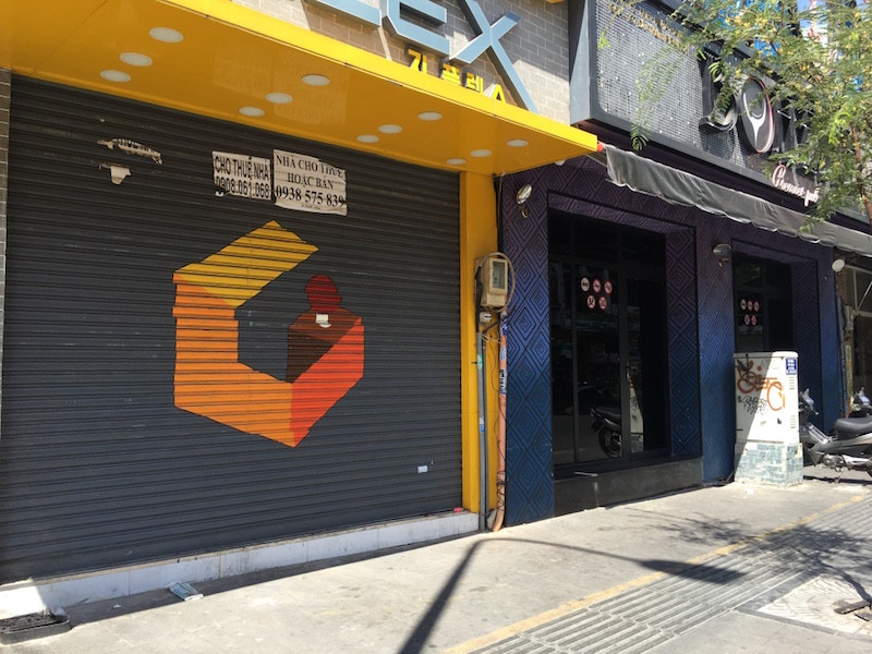 Mặt bằng 'tiền tỷ' bỏ hoang ở Sài Gòn vì dịch Covid-19 ảnh 13