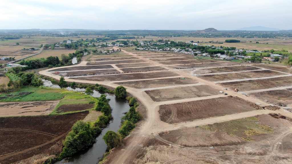 Cận cảnh khu đất ở Bà Rịa-Vũng Tàu đang bị kiểm tra vì bán đất nền kiểu Alibaba ảnh 32