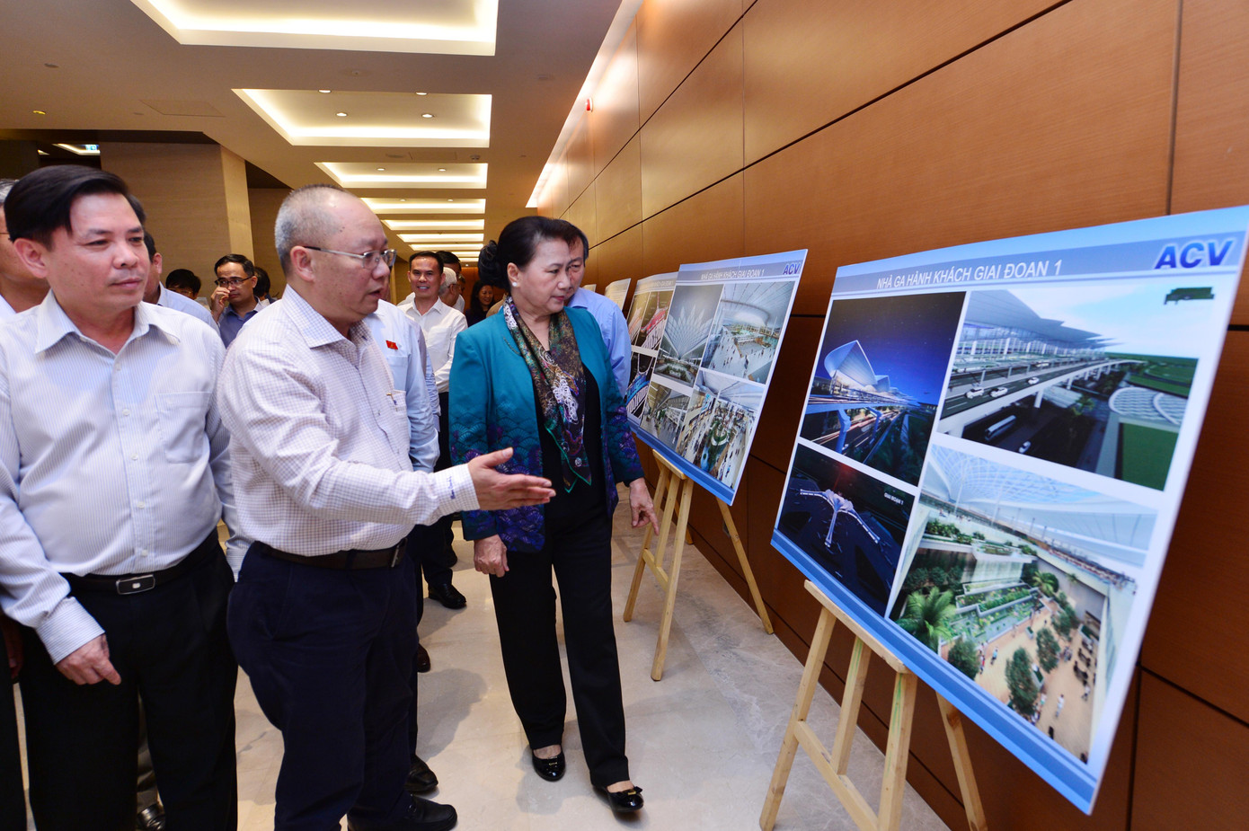 Quốc hội thảo luận dự án sân bay Long Thành: Vay nhiều, rủi ro lớn ảnh 1