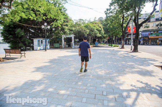 Diện mạo Hồ Gươm thay đổi ra sao trước ngày 'về đích'? ảnh 12