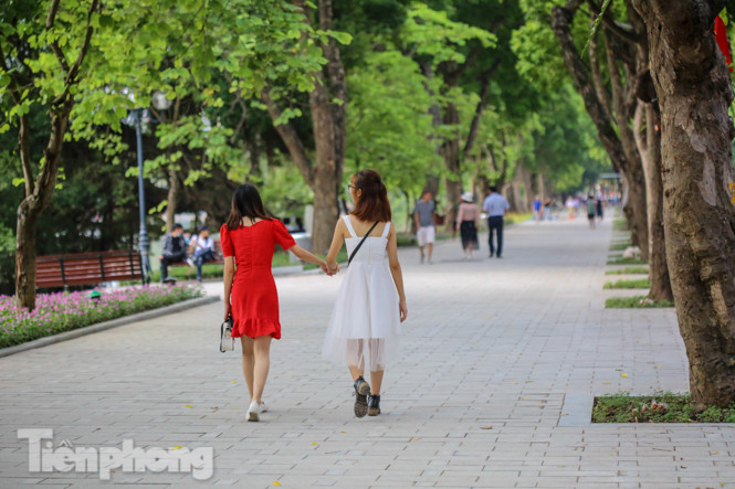 Diện mạo Hồ Gươm thay đổi ra sao trước ngày 'về đích'? ảnh 7