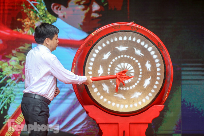 Lễ khai giảng đặc biệt tại ngôi trường trăm tuổi ở Hà Nội ảnh 10