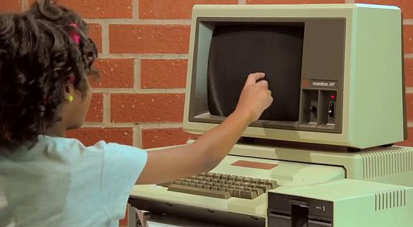 Hối hận vì khoe cuộc sống cá nhân lên mạng ảnh 1