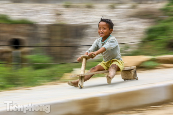 Nín thở thú trượt xe tự chế của các ‘tay đua nhí’ vùng cao ảnh 5