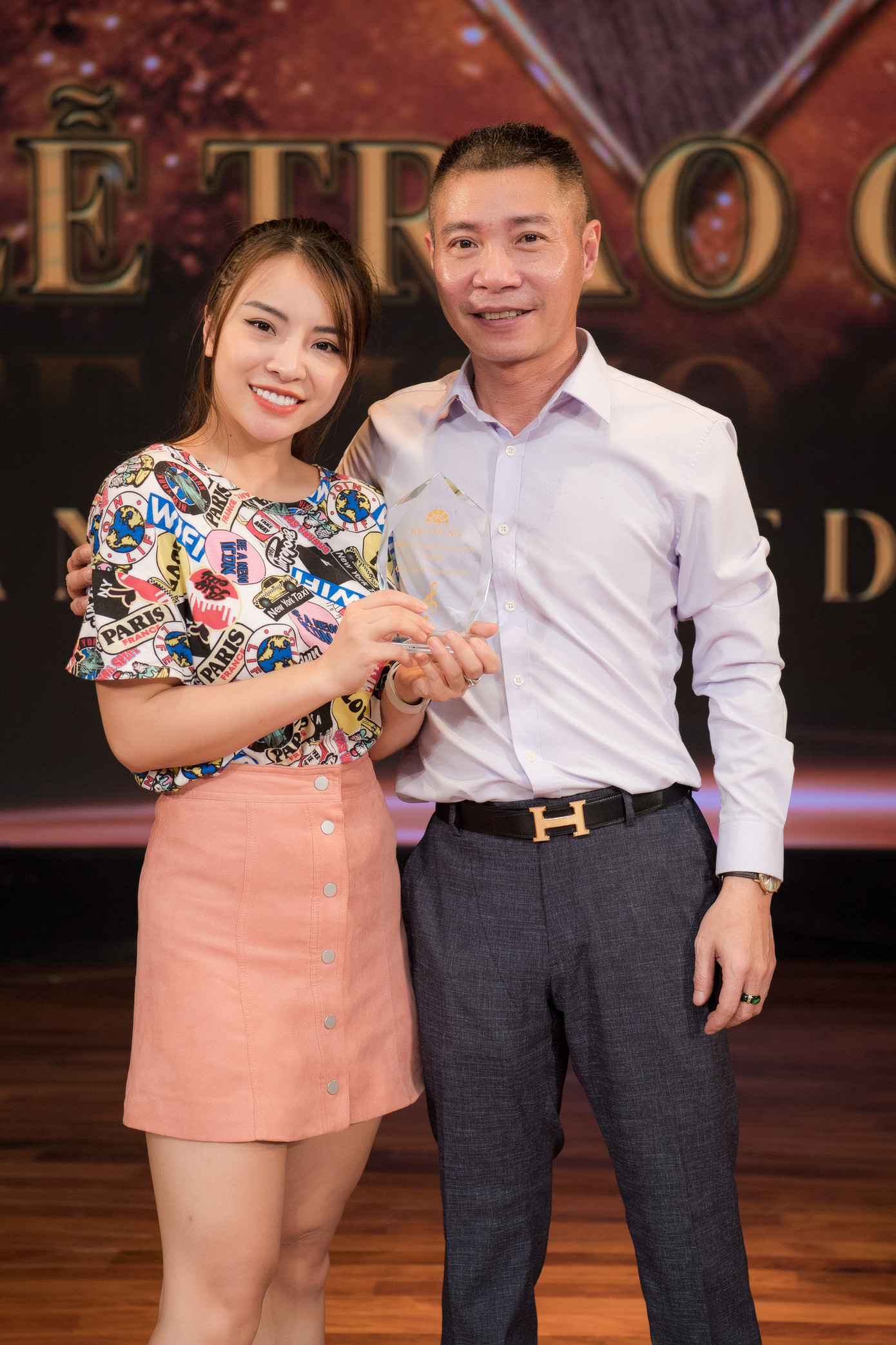 Công Lý tươi rói trong ngày lên chức Phó Giám đốc ảnh 8