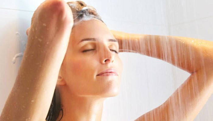 Thực hư thông tin tắm nước nóng 'diệt chết' được Covid-19 ảnh 1