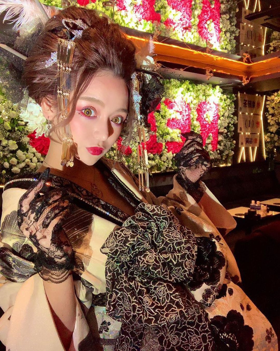 Vẻ nóng bỏng của nữ geisha 'đắt giá' nhất Nhật Bản ảnh 2