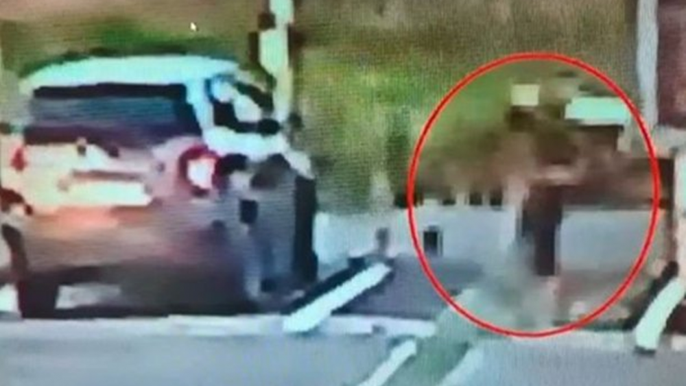 Giết người, cướp của vì ‘vung’ hết tiền cho ngôi sao mạng xã hội ảnh 1