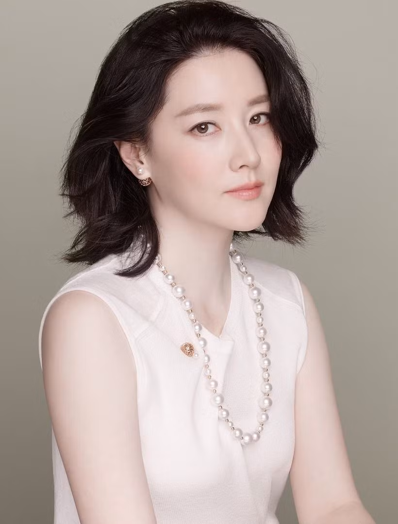 Son Ye Jin, Song Hye Kyo và loạt mỹ nhân Hàn ‘đẹp từ trong trứng nước’ ảnh 9