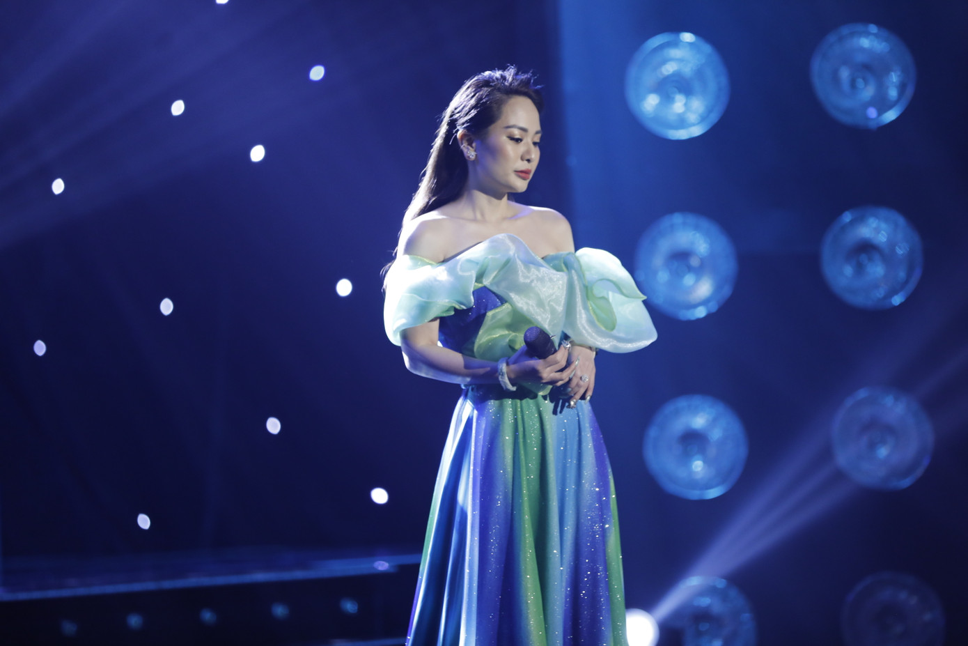 Ngọc Sơn cho biết 'có kinh nghiệm thất tình' nhưng chưa chiếm được lòng người khác ảnh 2