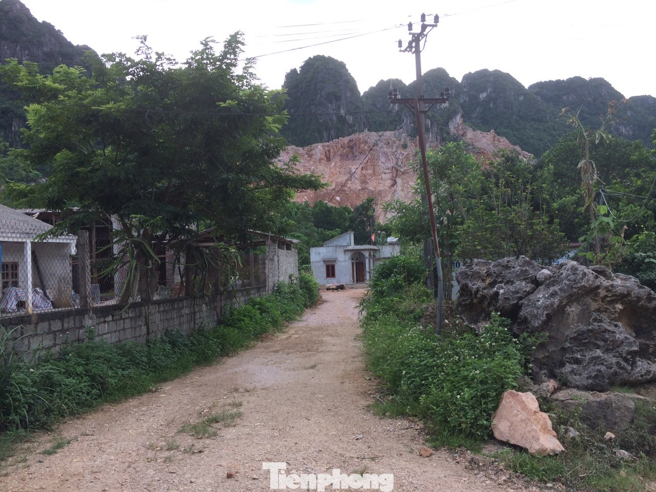 Khu dân cư ở Hòa Bình khốn khổ vì công trường khai thác đá nổ mìn ngày đêm ảnh 10