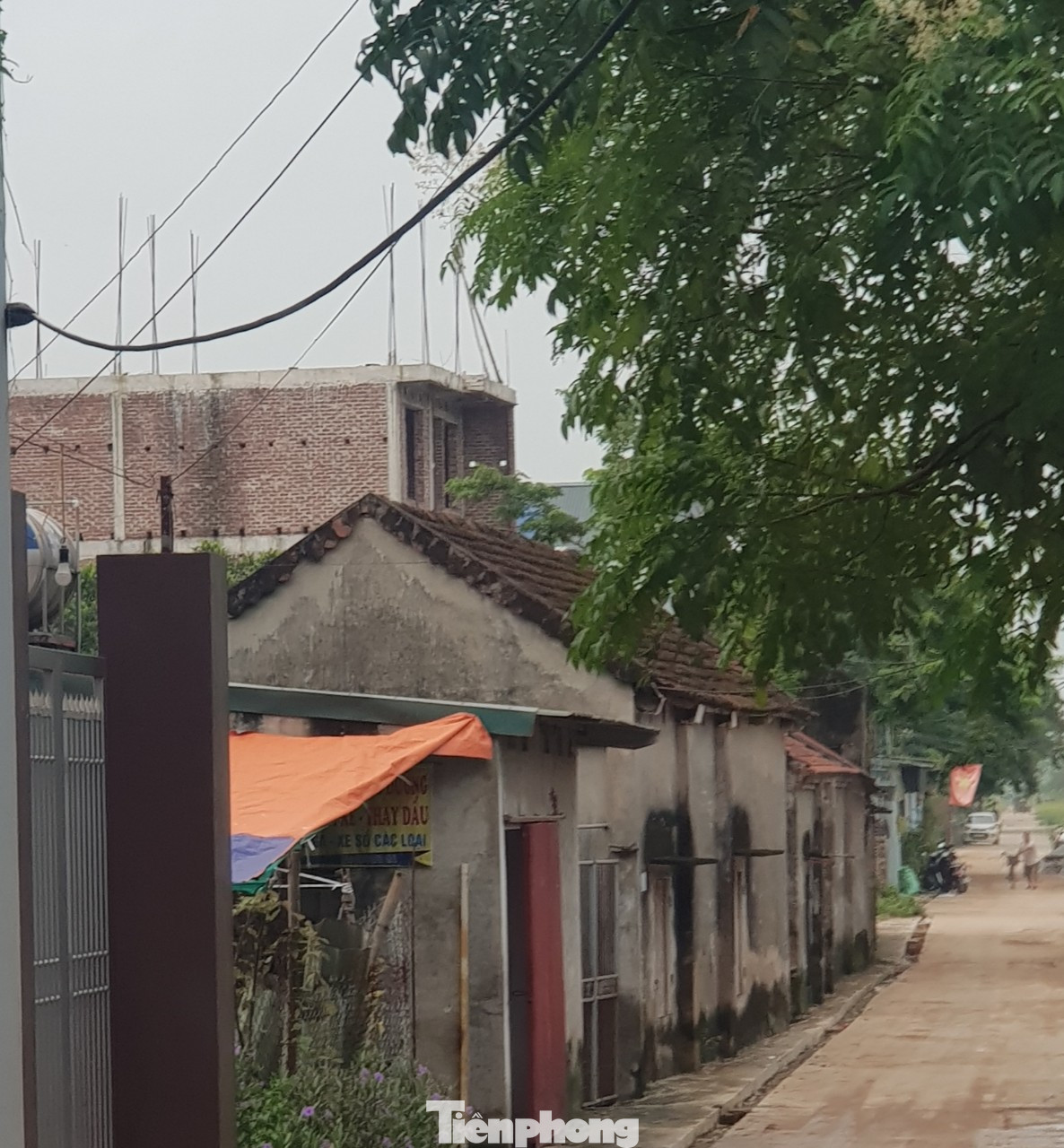 Loạt nhà xưởng trái phép, dùng cao su làm chất đốt ở Hà Nội ảnh 10