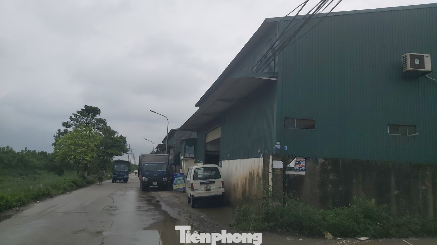 Loạt nhà xưởng trái phép, dùng cao su làm chất đốt ở Hà Nội ảnh 12