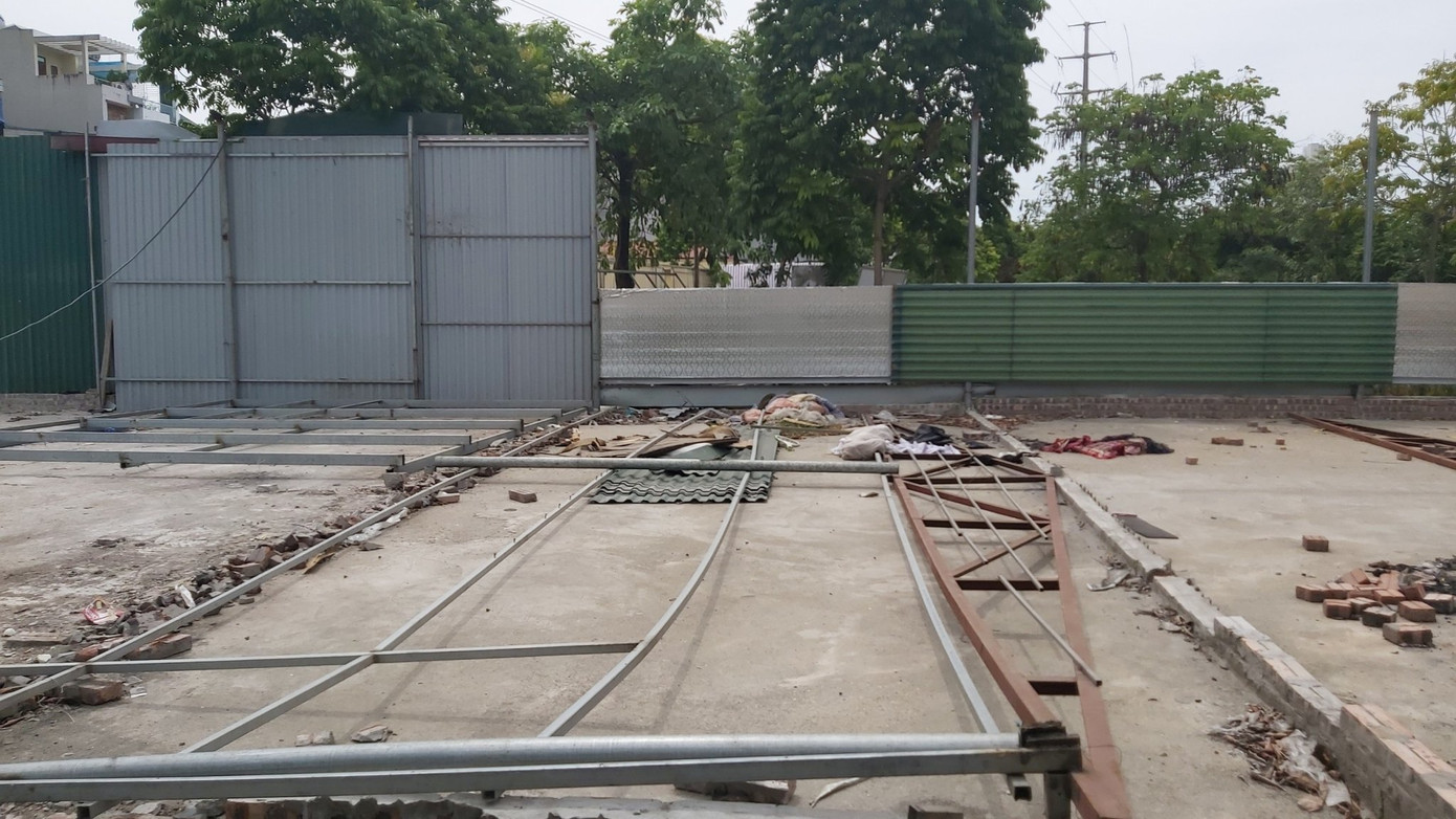 Cận cảnh tháo dỡ nhà xưởng mọc như nấm, có dấu hiệu bảo kê tại quận Hà Đông ảnh 6