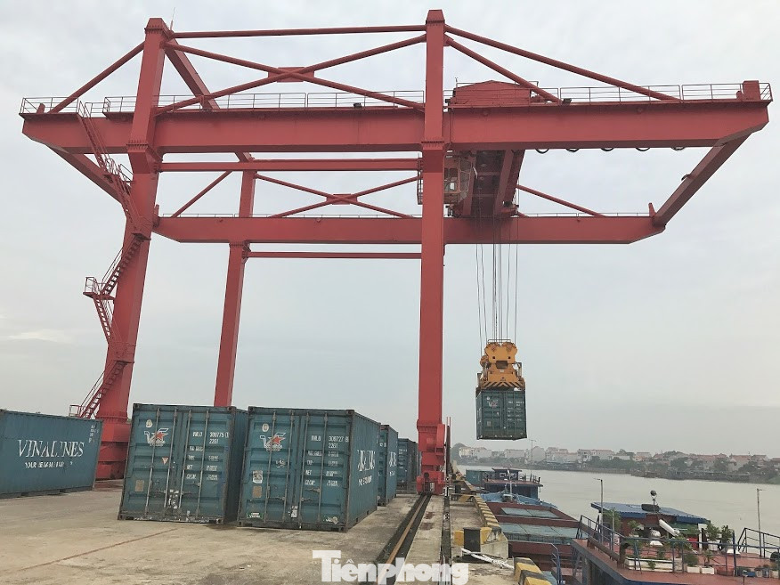 Cấp tốc khắc phục tình trạng thiếu vỏ container phục vụ xuất khẩu ảnh 1