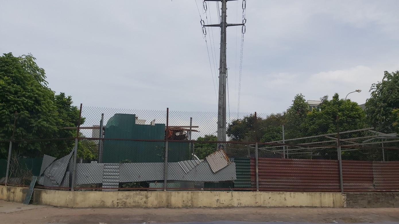 Cận cảnh tháo dỡ nhà xưởng mọc như nấm, có dấu hiệu bảo kê tại quận Hà Đông ảnh 2